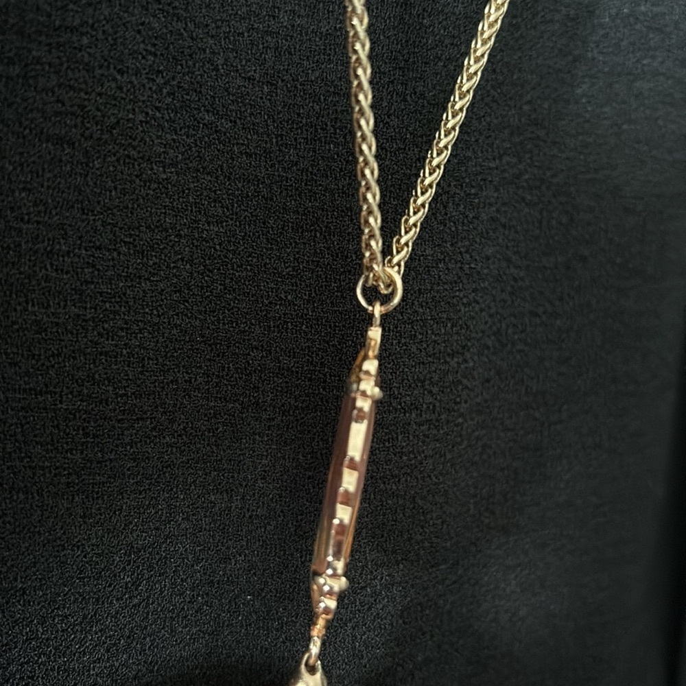 EUC [Kendra Scott] Everly Gold-Tone Iridescent Long Pendant Tassel Necklace - Picture 7 of 14